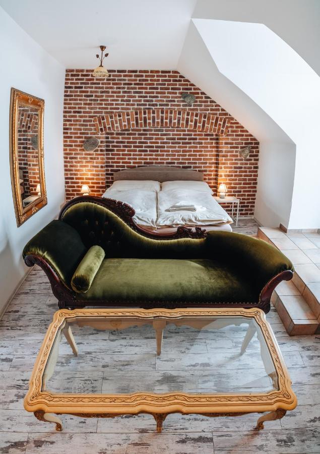 Kastely Grof Zichy Hotel Haniska ภายนอก รูปภาพ