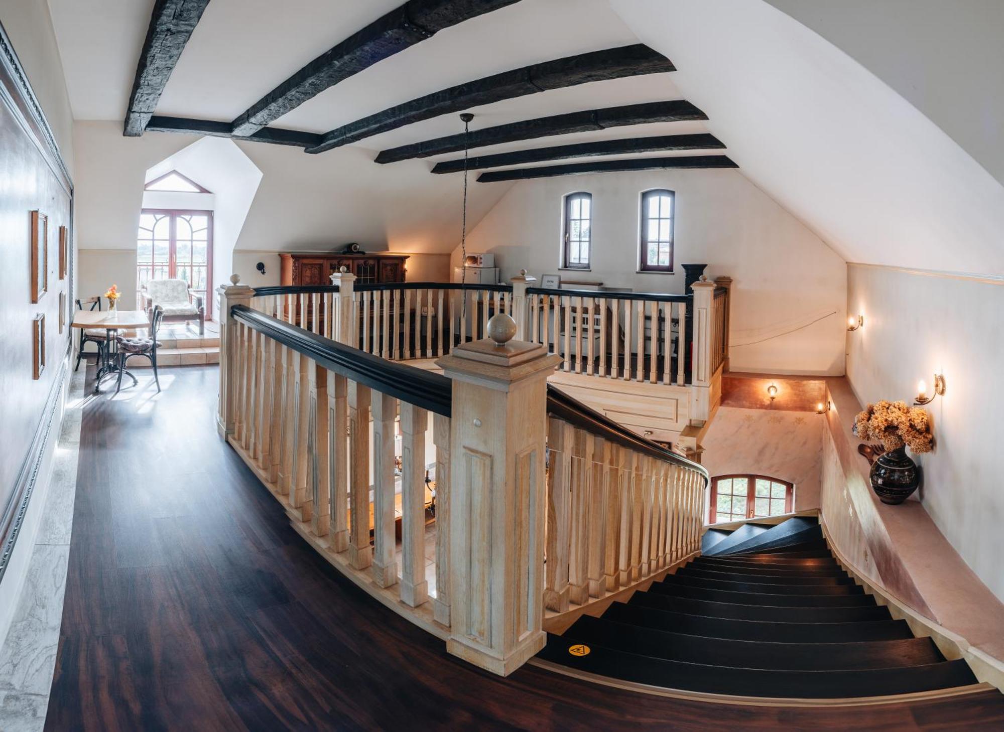 Kastely Grof Zichy Hotel Haniska ภายนอก รูปภาพ